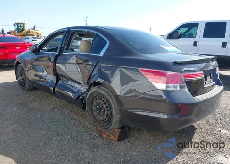 2011 Honda Accord 2.4 Lx z USA, uszkodzony, nr VIN 1HGCP2F32BA128115